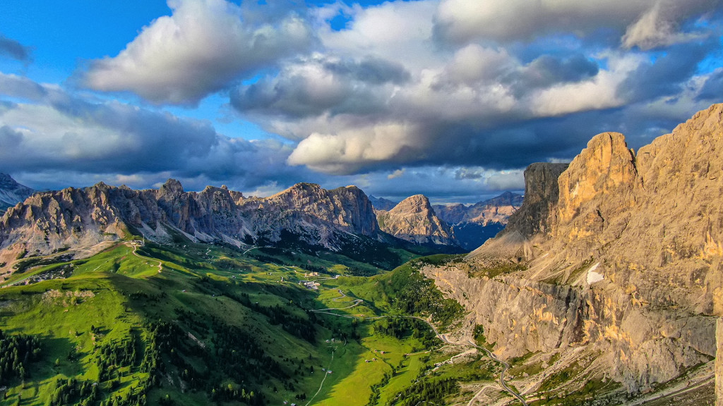 Роскошный отдых в Валь-Гардена - cover