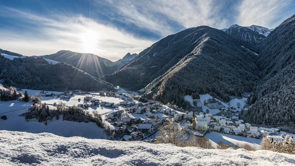 Luxury holidays in Luson - cover