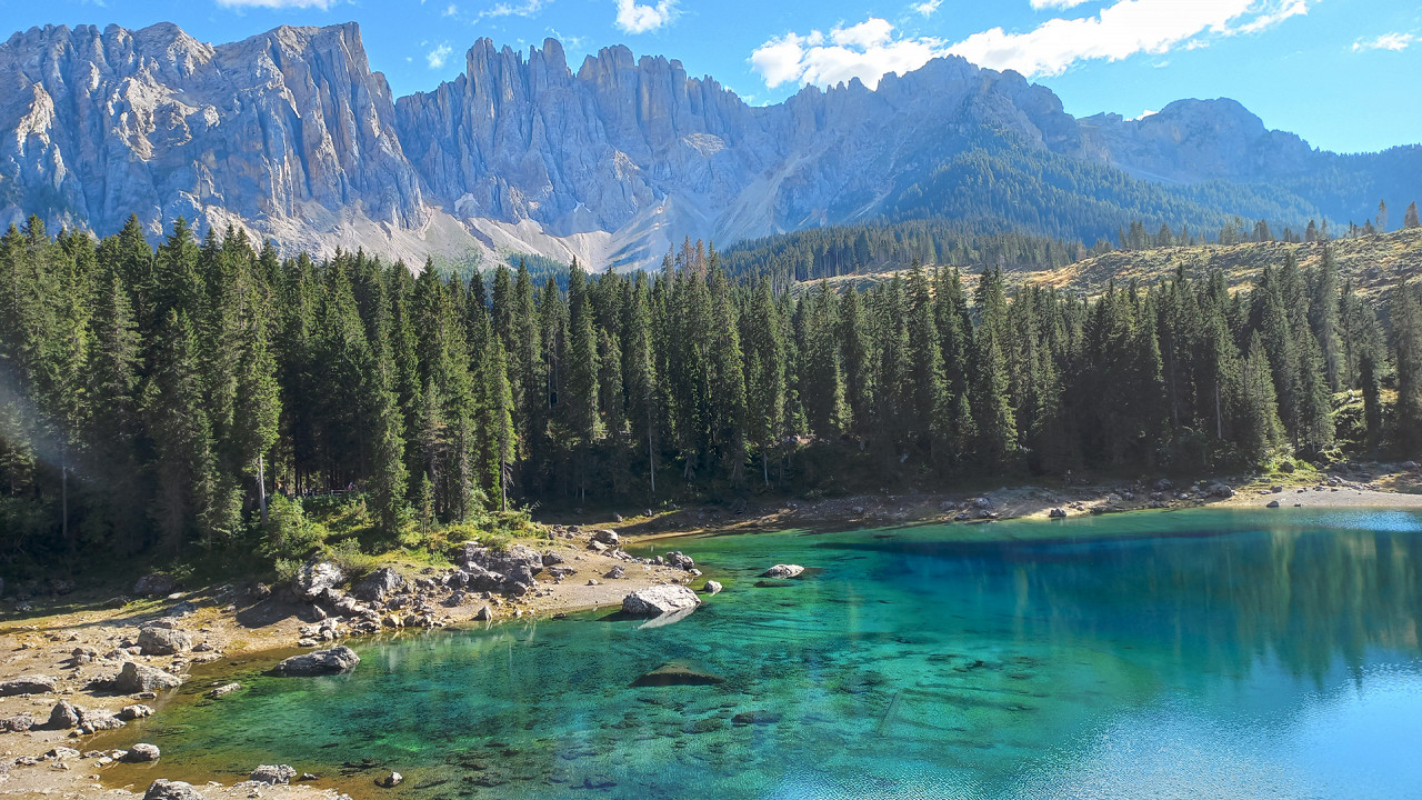 Carezza lac