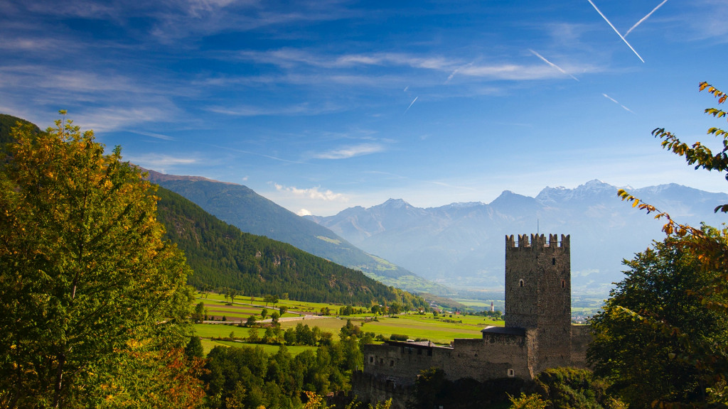 Роскошный отдых в Валь-Веноста - cover