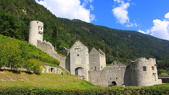 Роскошный отдых в Рио Пустерия - cover