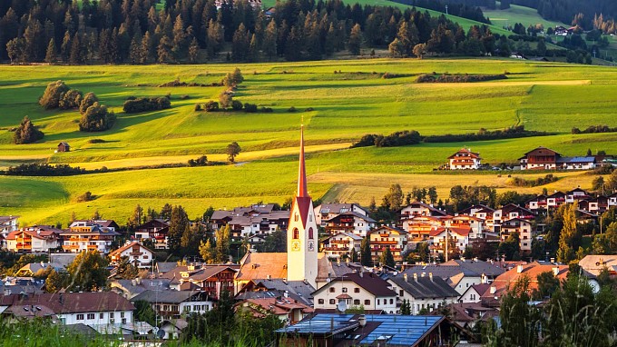 Luxusurlaub in Pustertal und Kronplatz - cover
