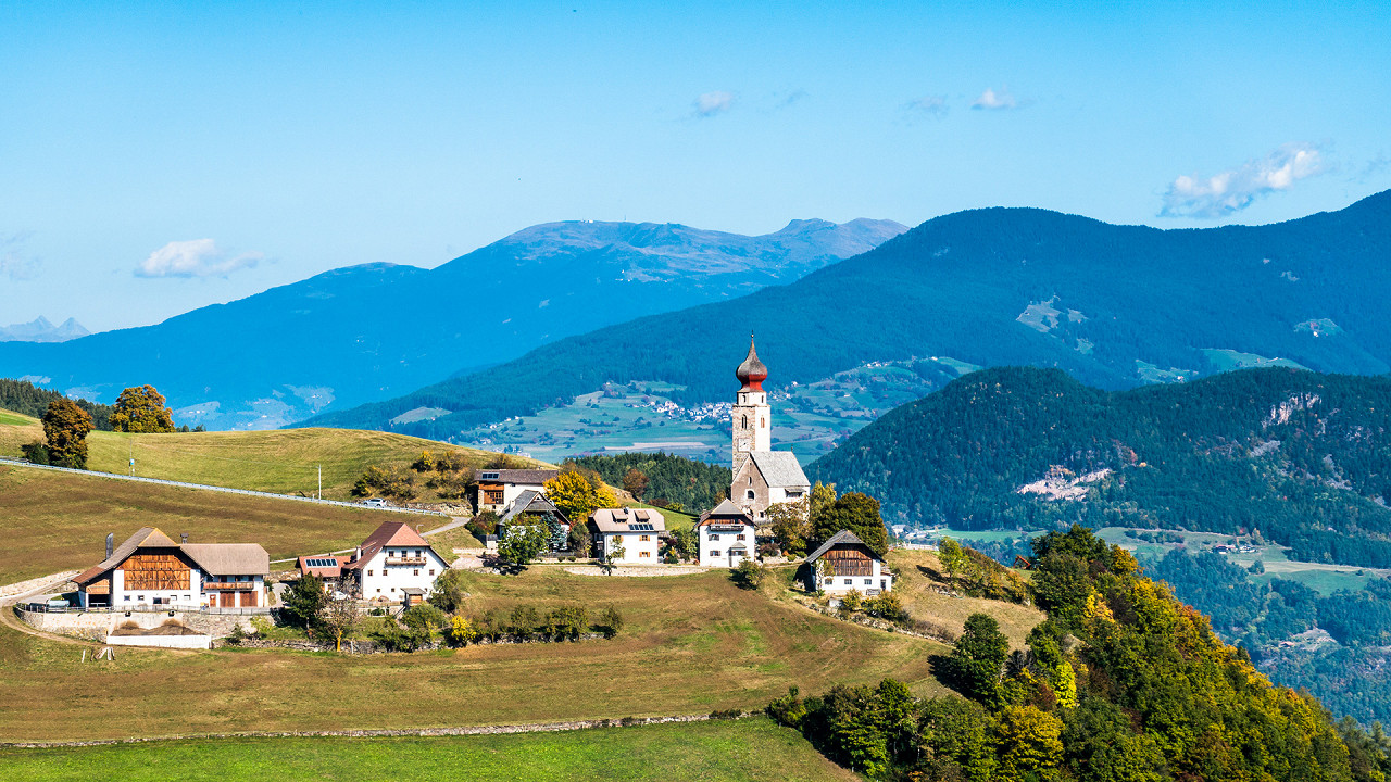 Environs de Bolzano avec église