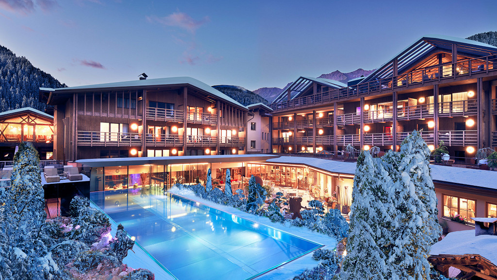 Hotel Quelle Nature SPA Resort ***** - cover