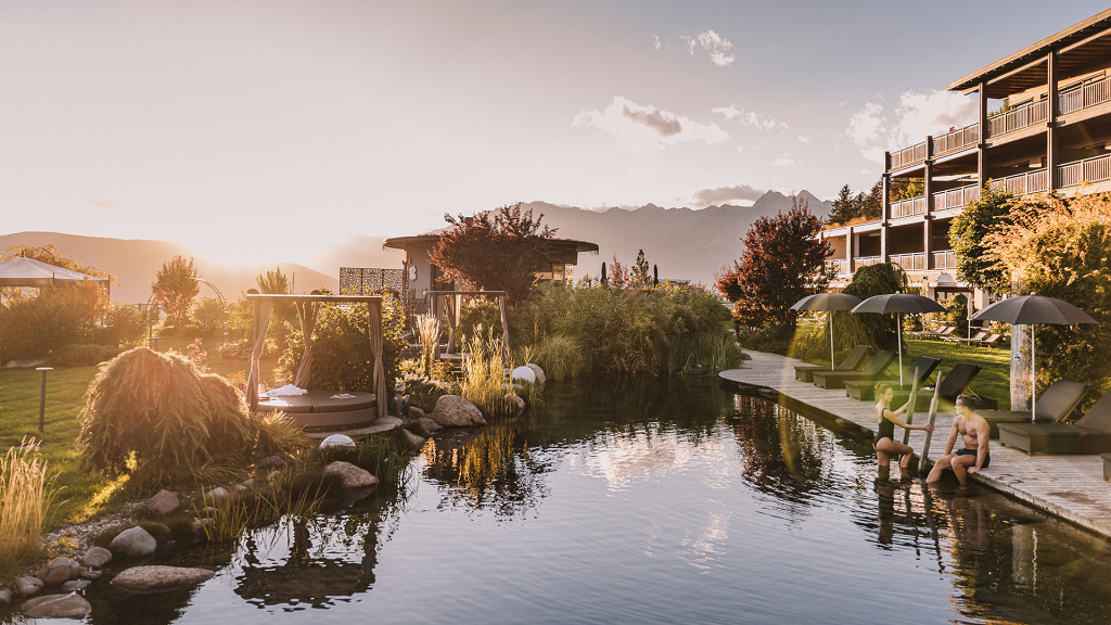 Hotel Chalet Mirabell - cover
