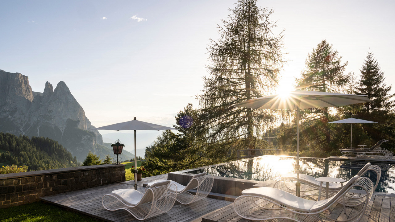 Piscina esterna Hotel Rosa ****S Eco Alpine Spa Resort