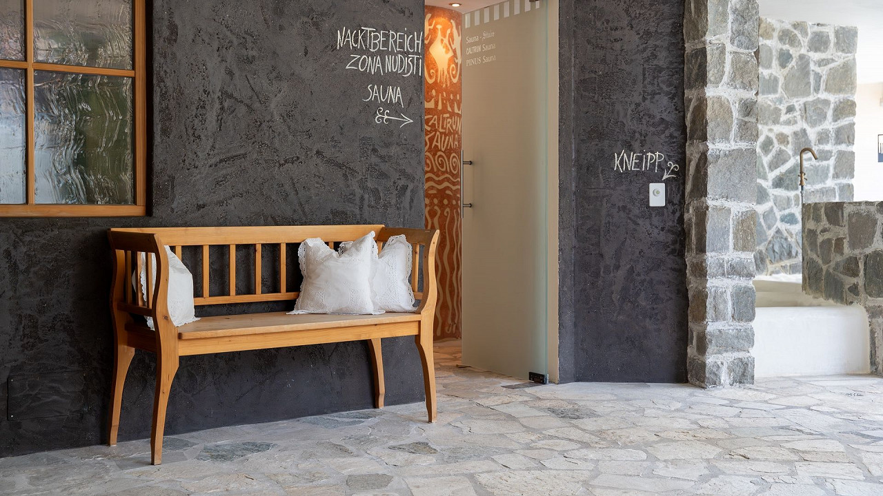 Entrata spa Romantik Hotel Post