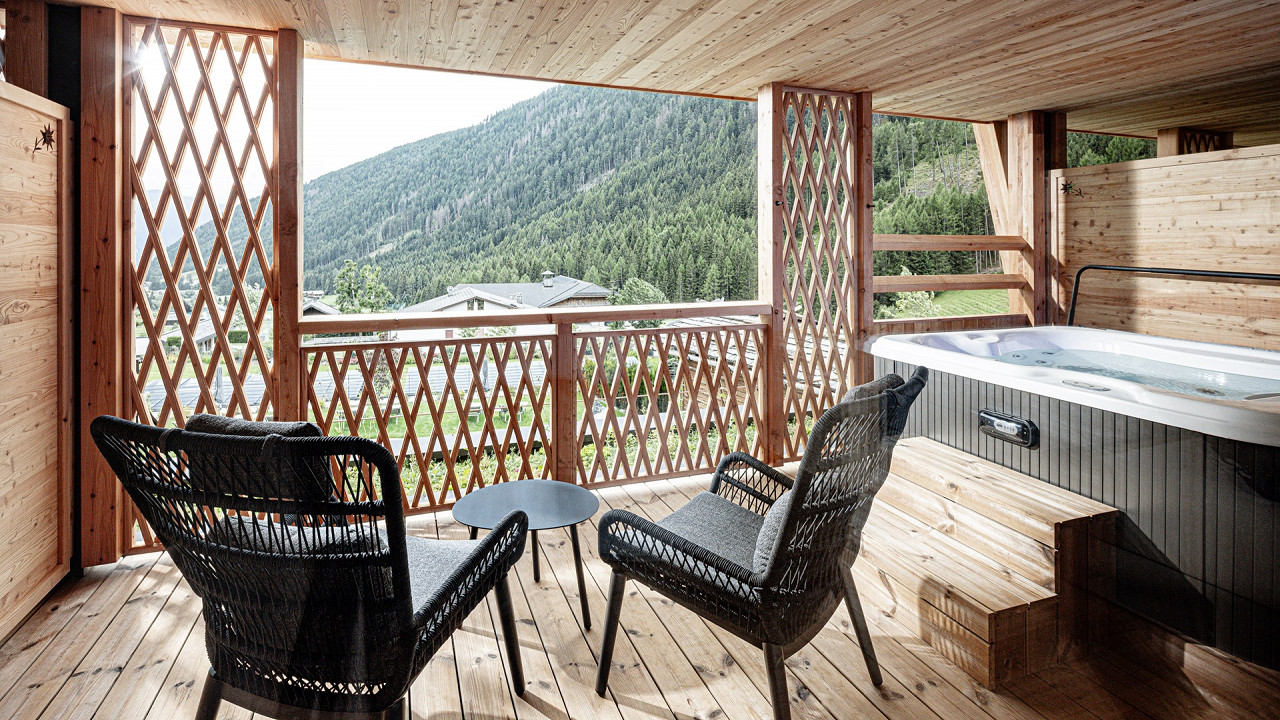 Terrazza con jacuzzi Hotel Masl