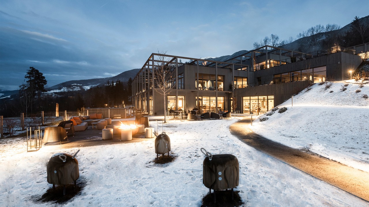 esterno sera inverno AKI Family Resort PLOSE