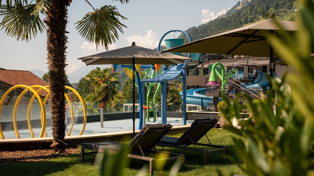 scivoli giochi acqua per bambini Quellenhof Luxury Resort Passeier