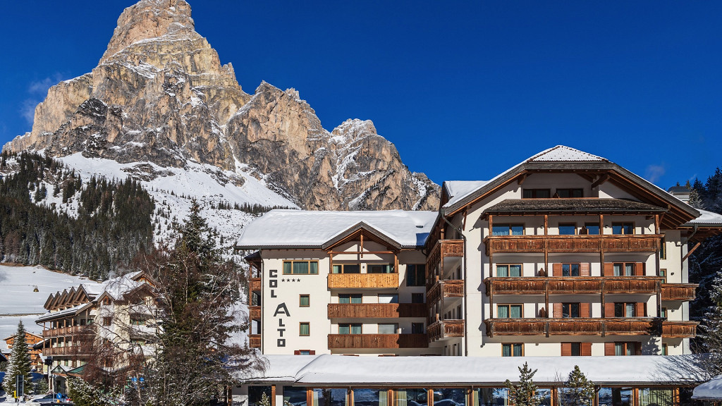 Hotel Col Alto - cover