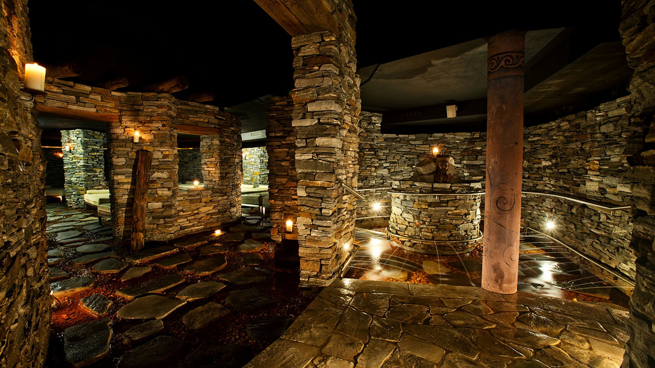 Серная пещера Банный мох Сесто