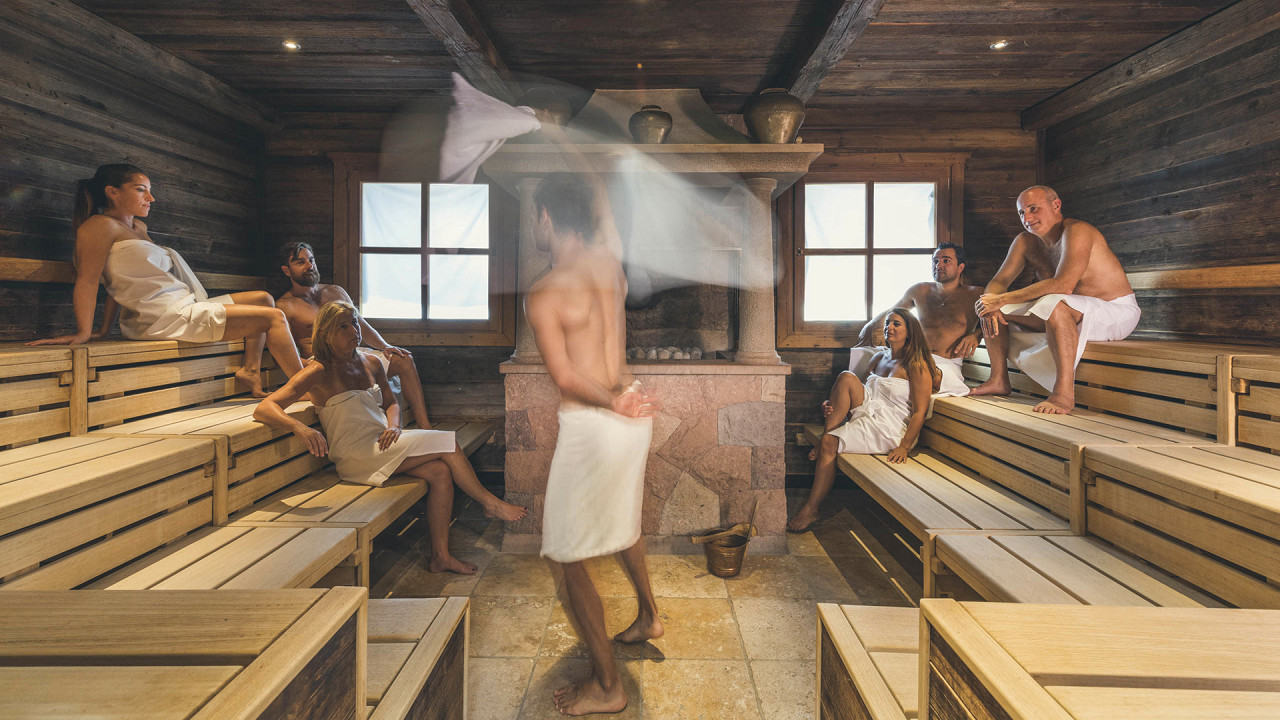 Aufguss in sauna Cavallino Bianco Family Spa