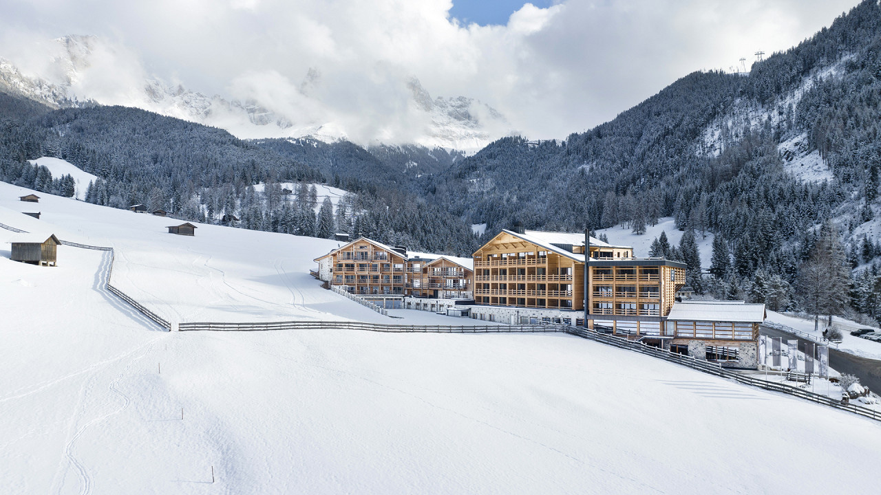 Esterno neve Cyprianerhof Dolomit Resort