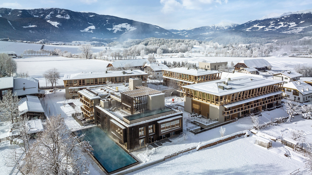 Esterno invernale drone Falkensteiner Hotel Kronplatz