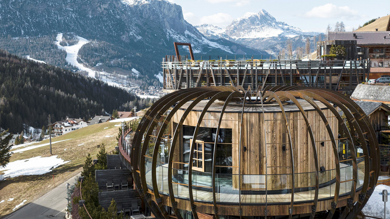 Sauna cilindrica inverno Hotel Fanes