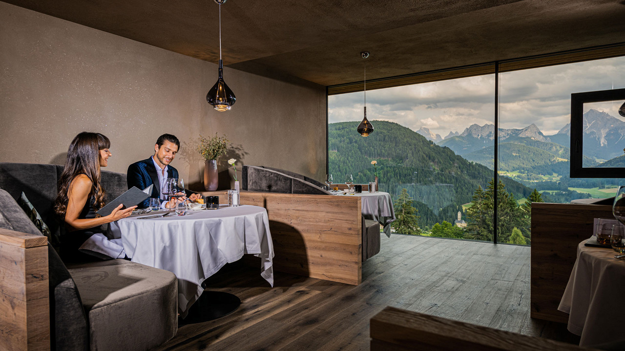 Coppia al ristorante Alpen Tesitin
