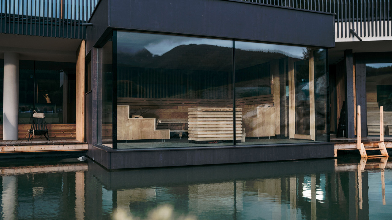 Sauna piscina esterna Hotel Familiamus