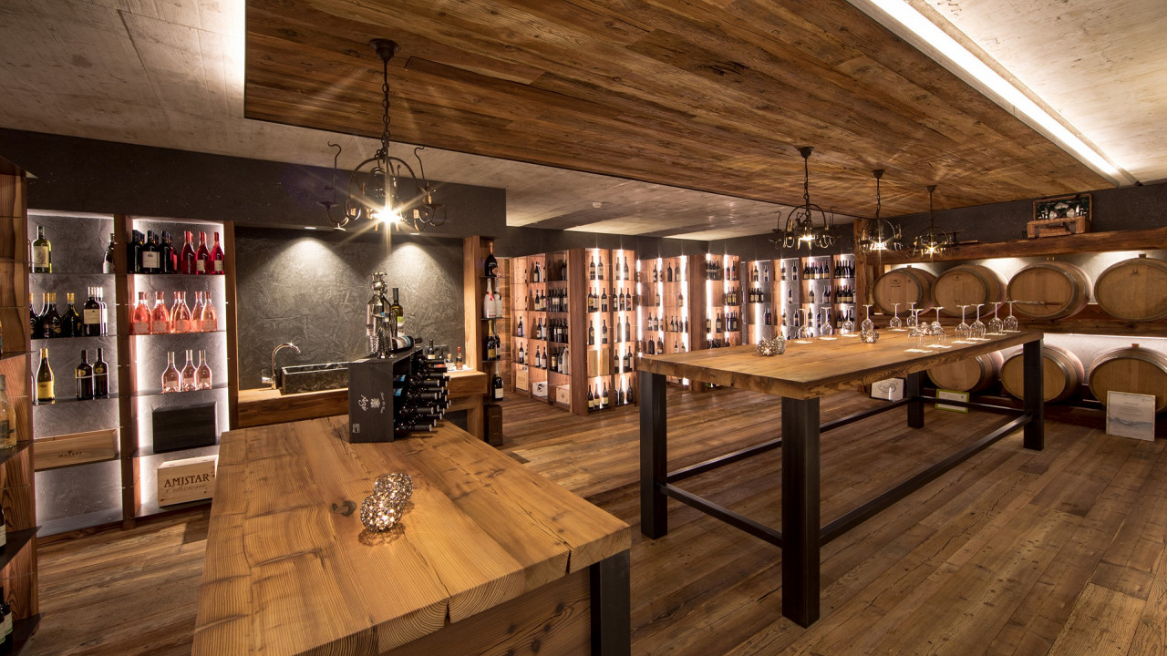 Cantina Andreus Resorts