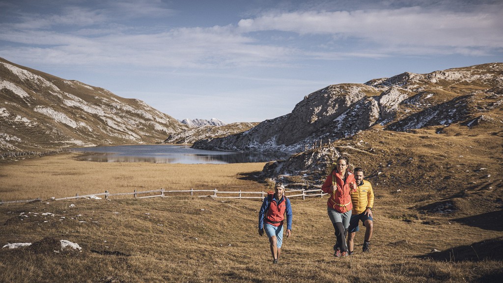  Autumn in the Dolomites 6=5 - cover