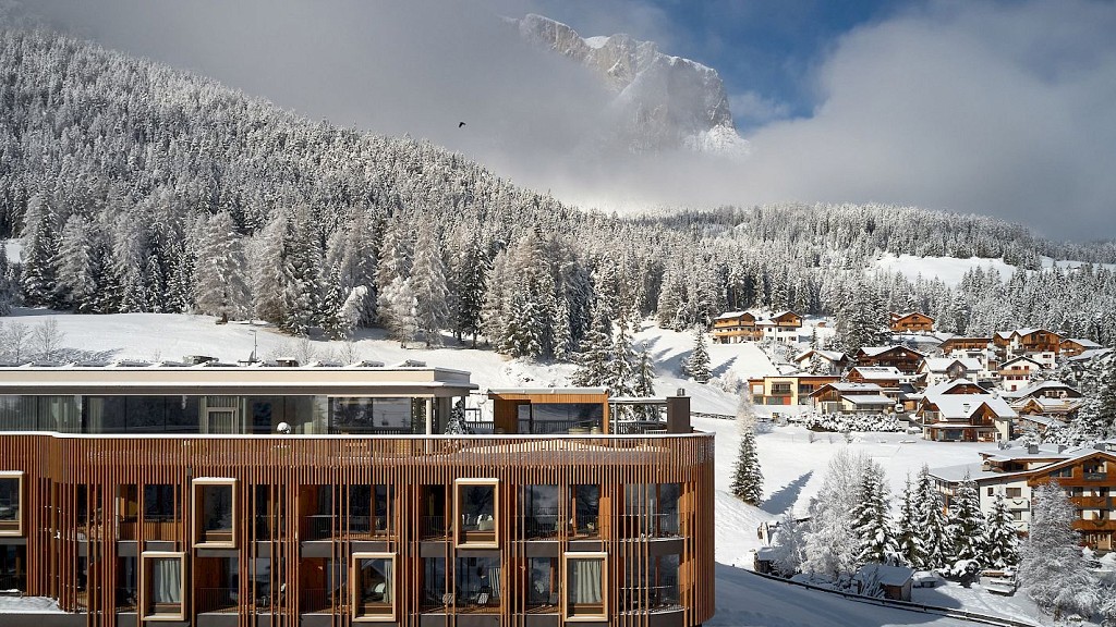 Dolomiti Spring Days - cover