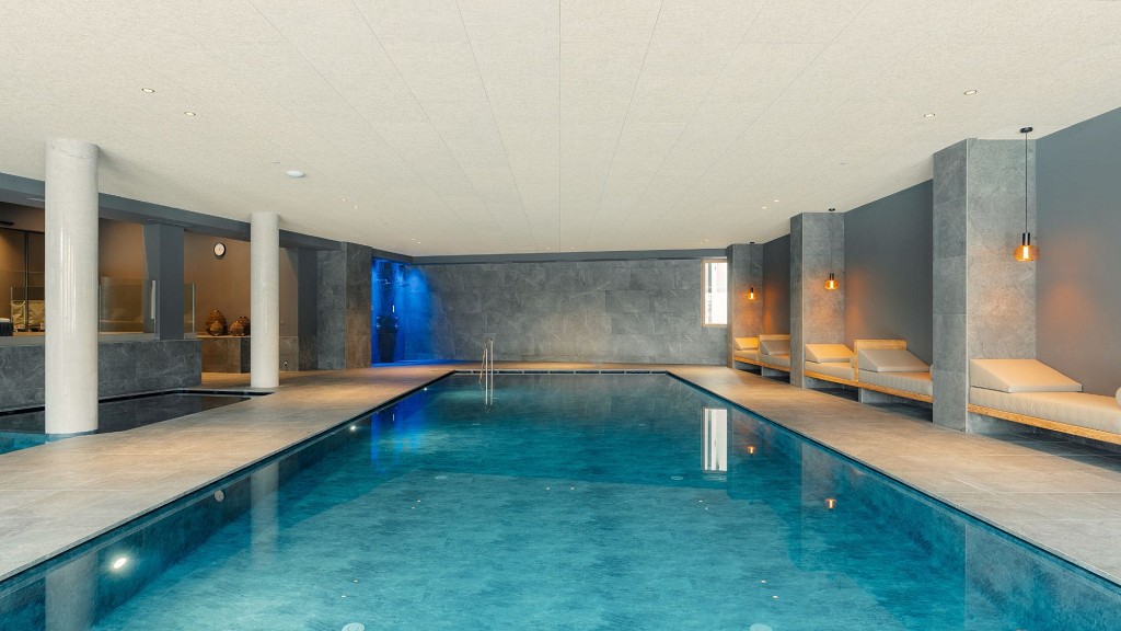 August in the mountains - cover