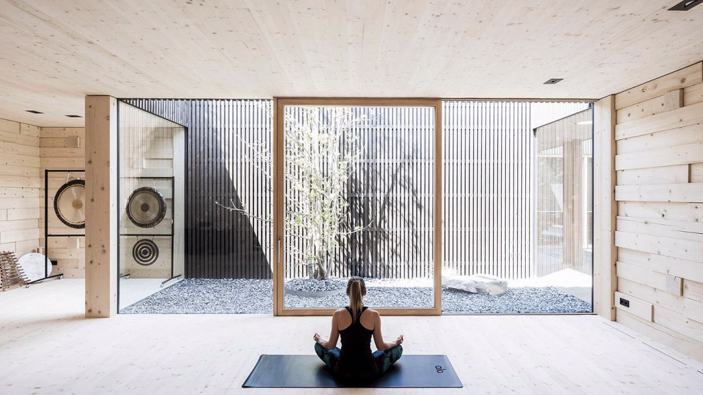 Yoga & Natura - cover