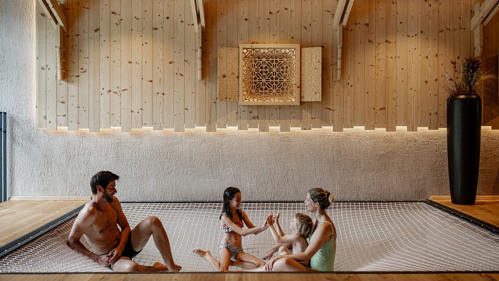 Happy family weeks 1 child free - cover