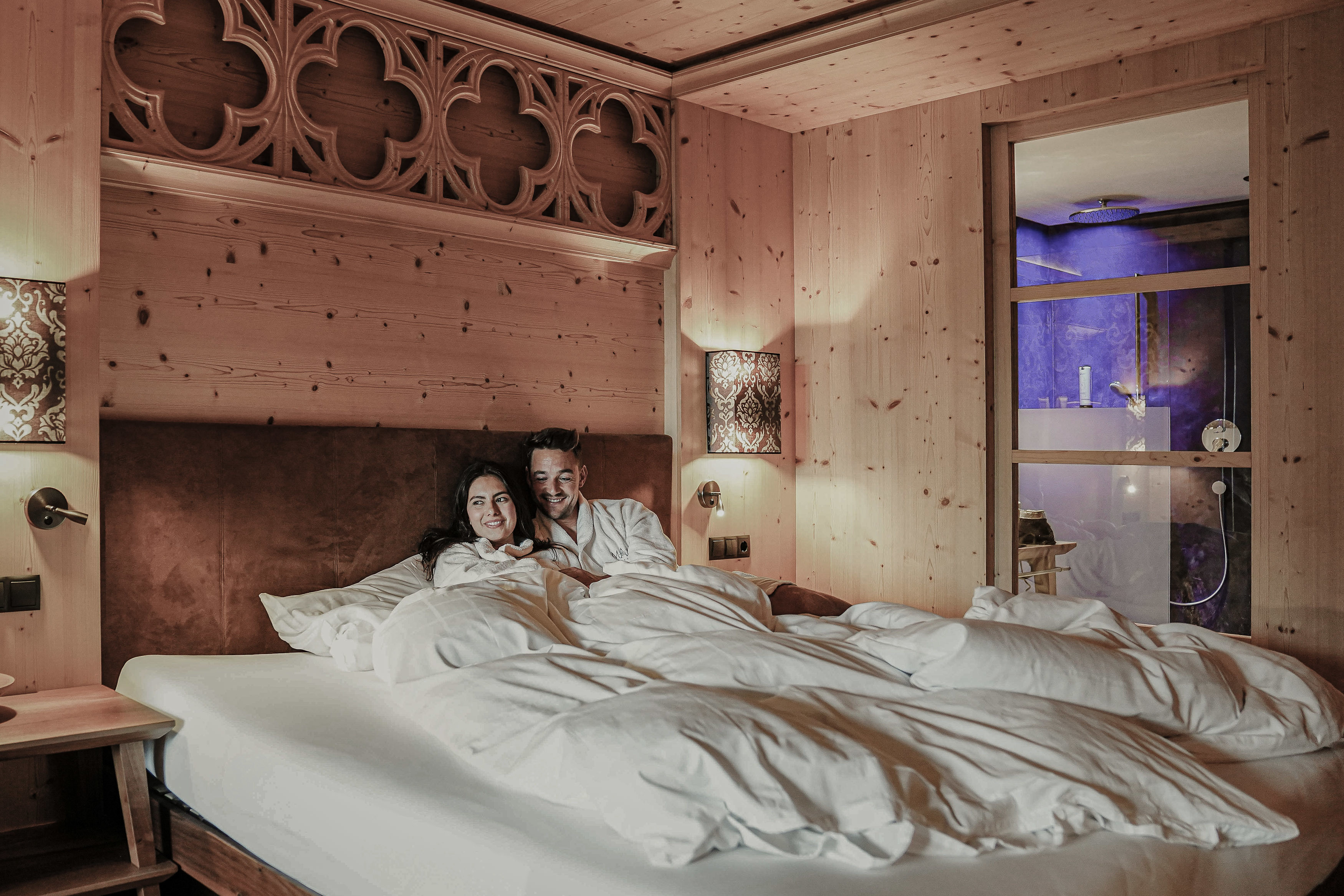 Special offer 4=3 - cover