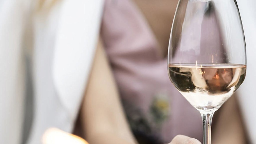 Flavours of the Vineyards - cover