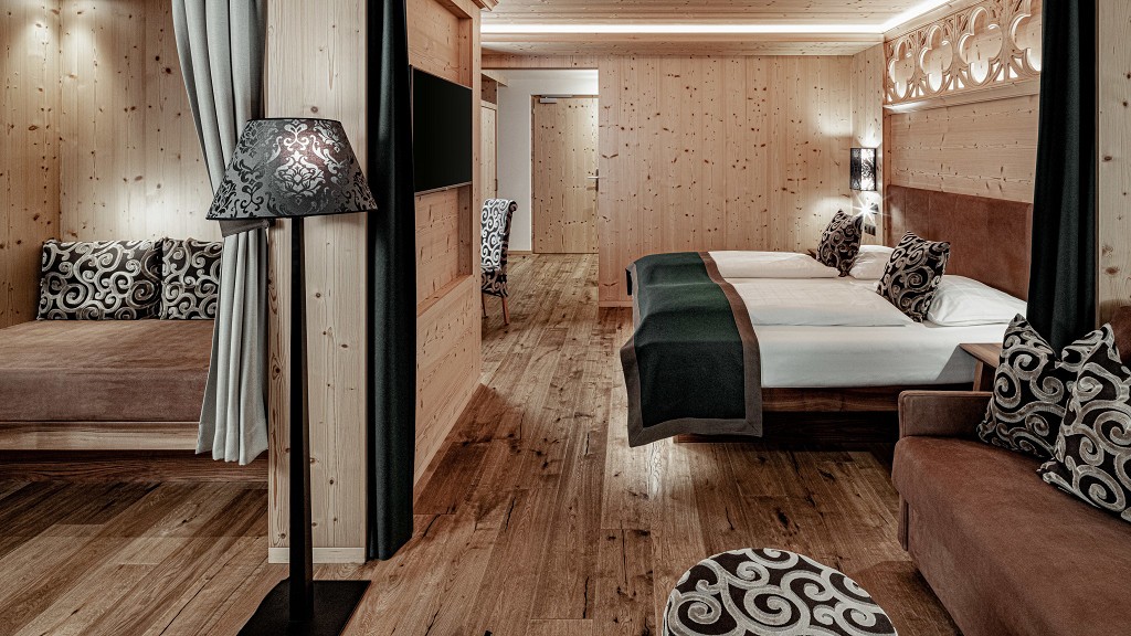 Suite Romantica Deluxe - cover