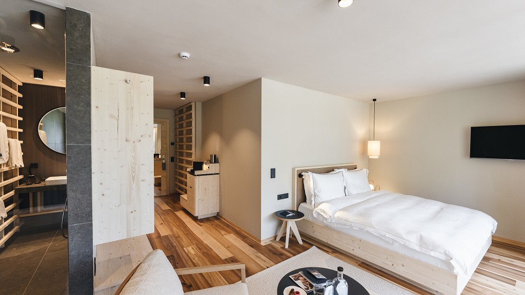 Essence West - cover