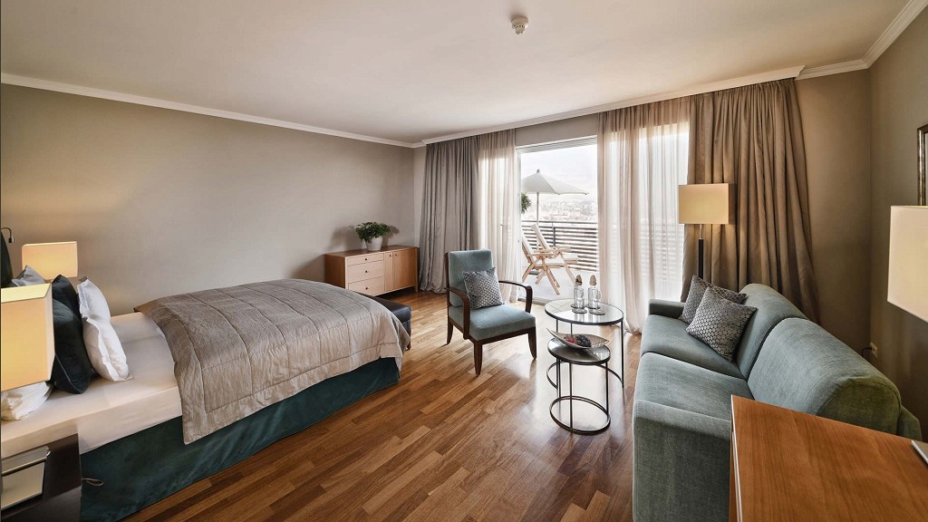 Doppelzimmer Deluxe 3 St - cover