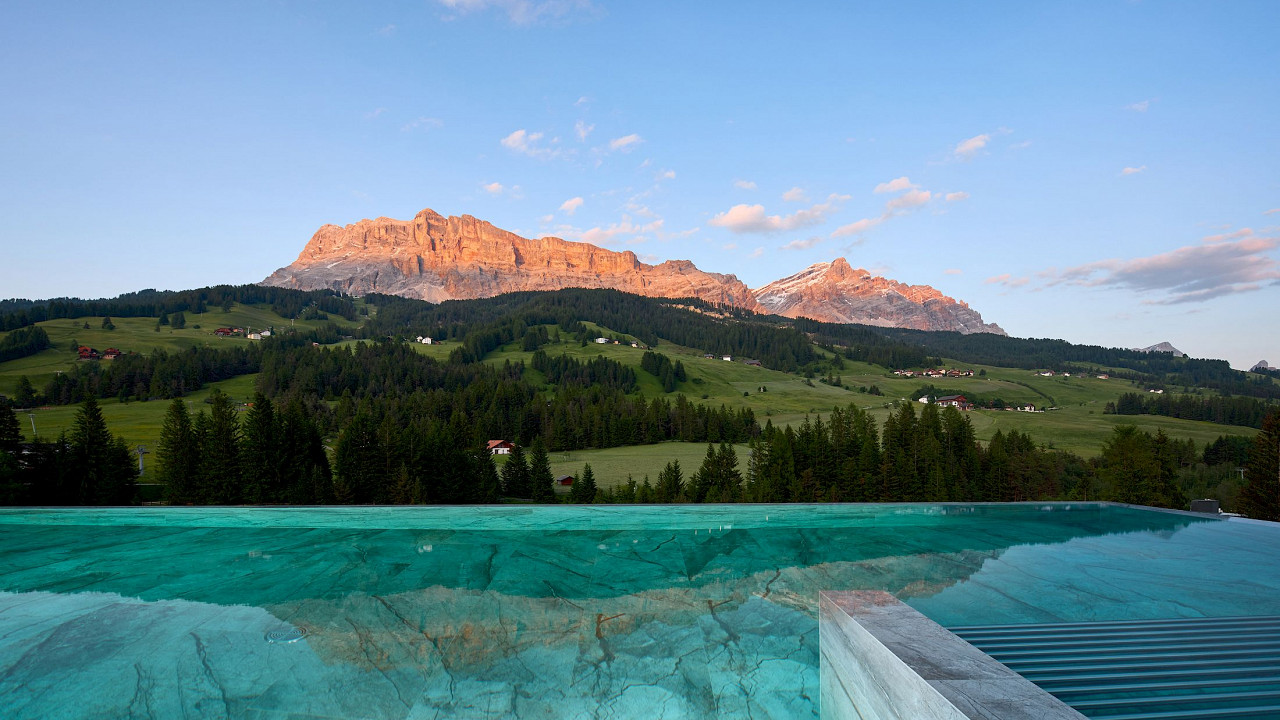 Piscine extérieure - Hôtel Badia Hill