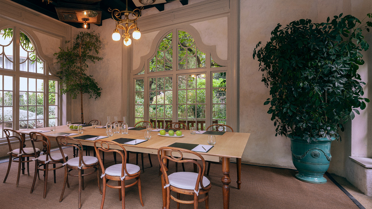 Meeting table - Parkhotel Laurin