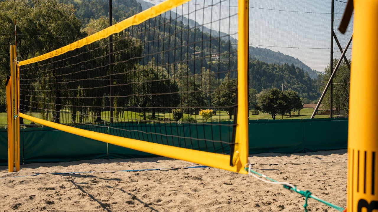 campo beach tennis Quellenhof Luxury Resort Passeier