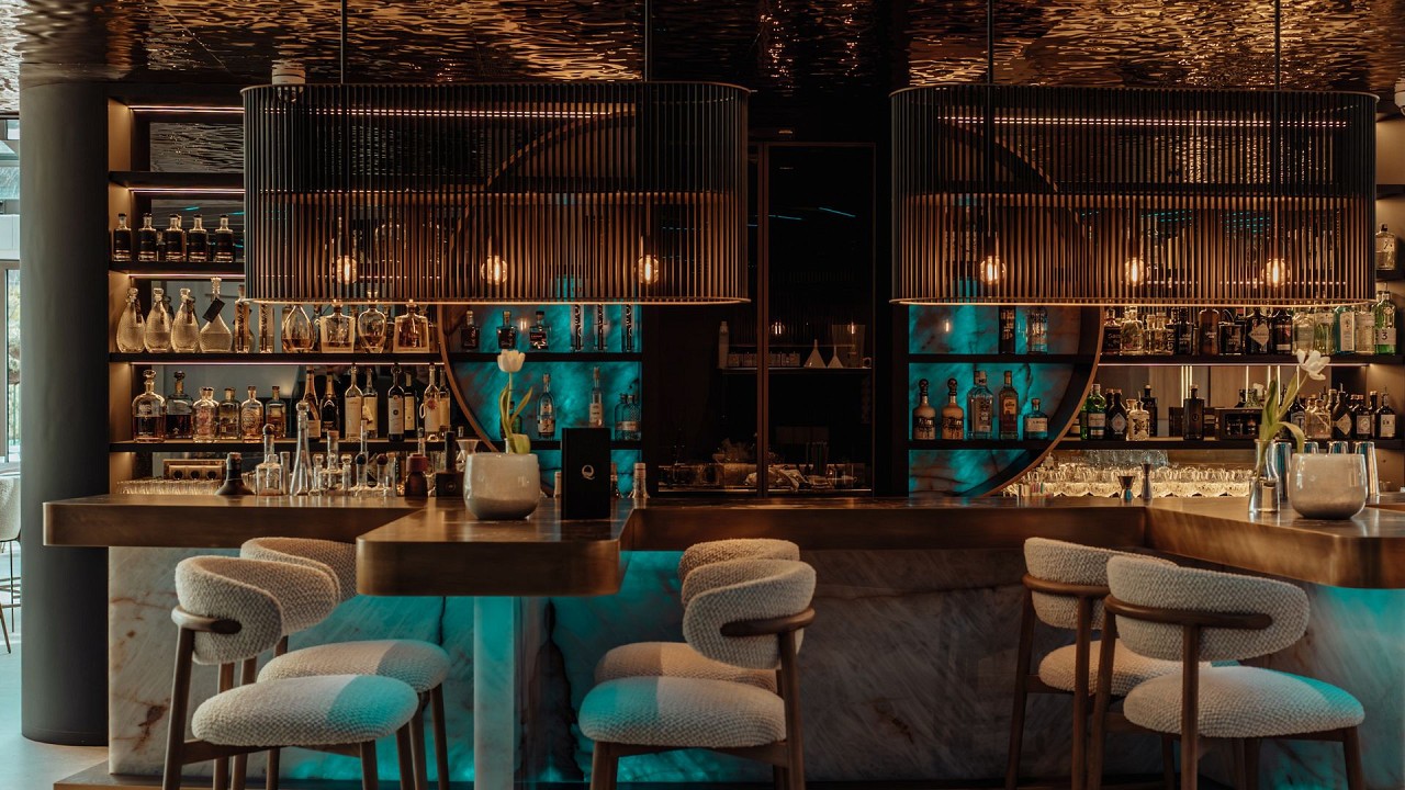 bar interno Quellenhof Luxury Resort Passeier