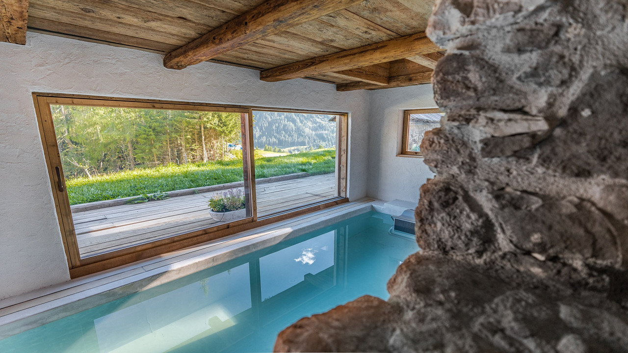 Indoor pool Cesa del Louf Arabba