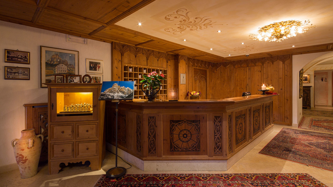 Nuova reception Hotel Sassongher Corvara