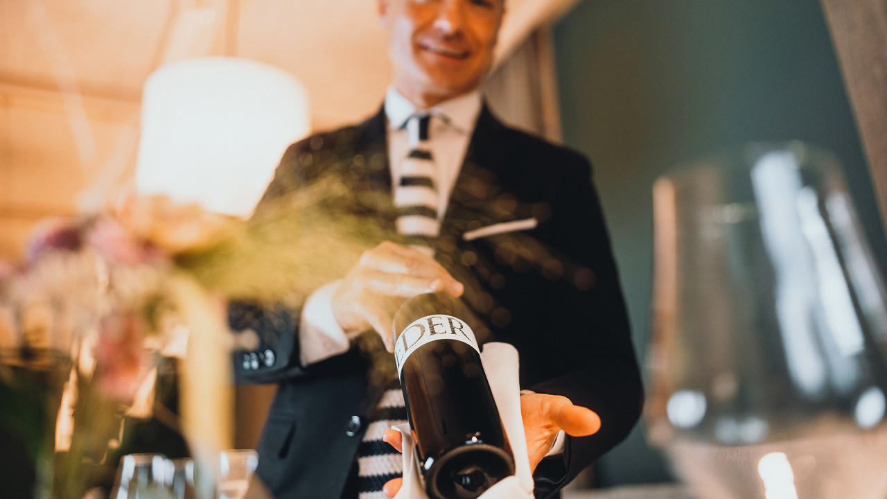 Sommelier