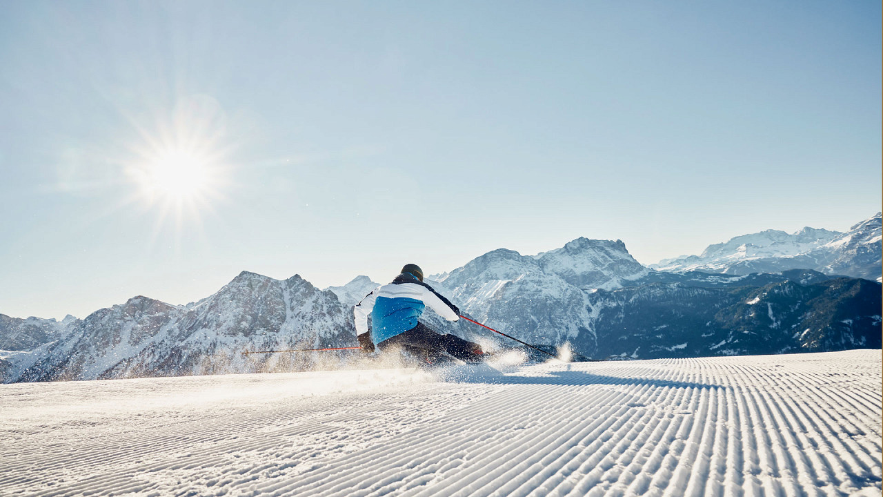 Skiing Plan de Corones