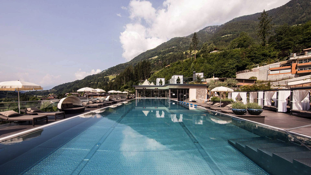 Piscina Quellenhof Hotel Val Passiria wellness