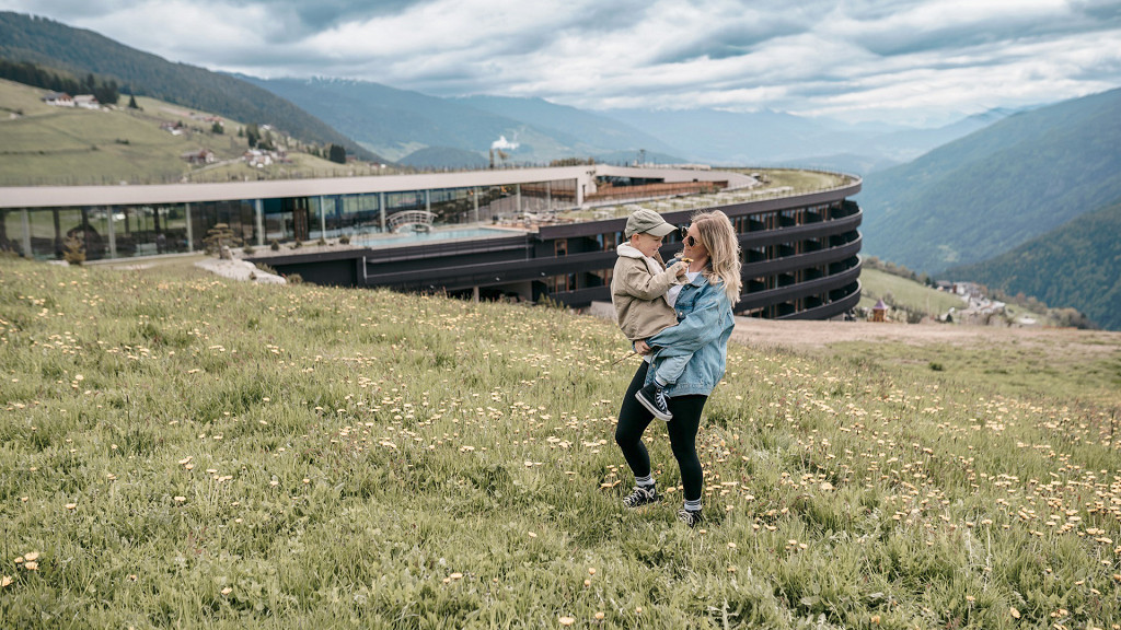 Отели для отдыха с семьей - cover