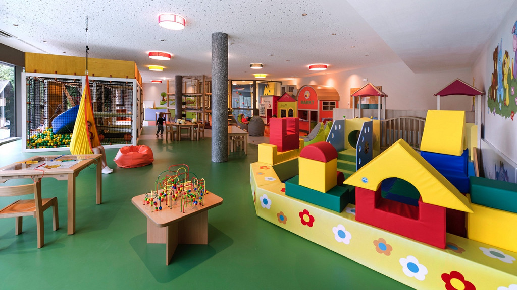 Salle de jeux Hôtel Quellenhof Val Passiria famille